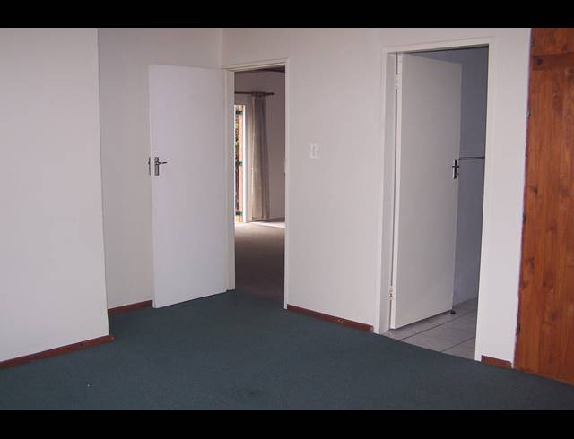 2 bed property to rent in NIETGEDACHT 535-JQ